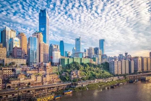 重庆，融合发展与文化传承的交响之城