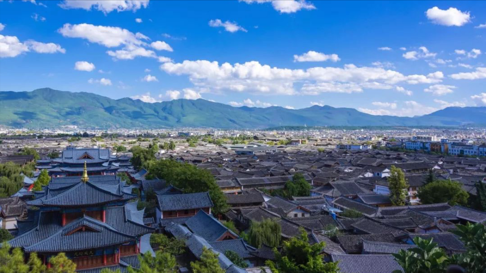 彩云南韵,泼墨山水间的生命韵律